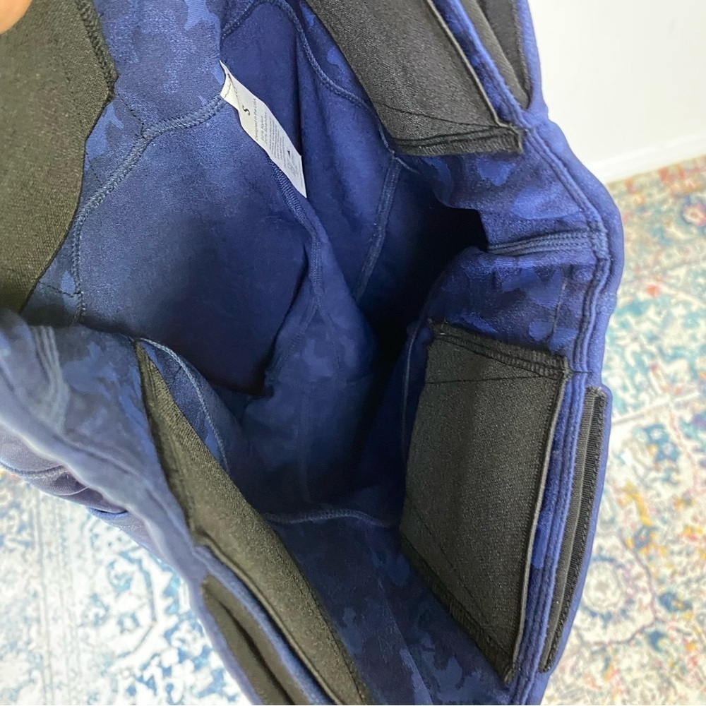 Alexo Athletica Face Forward Concealed Carry Blue Camo Navy Leggings Womens Sz S - Picture 13 of 16